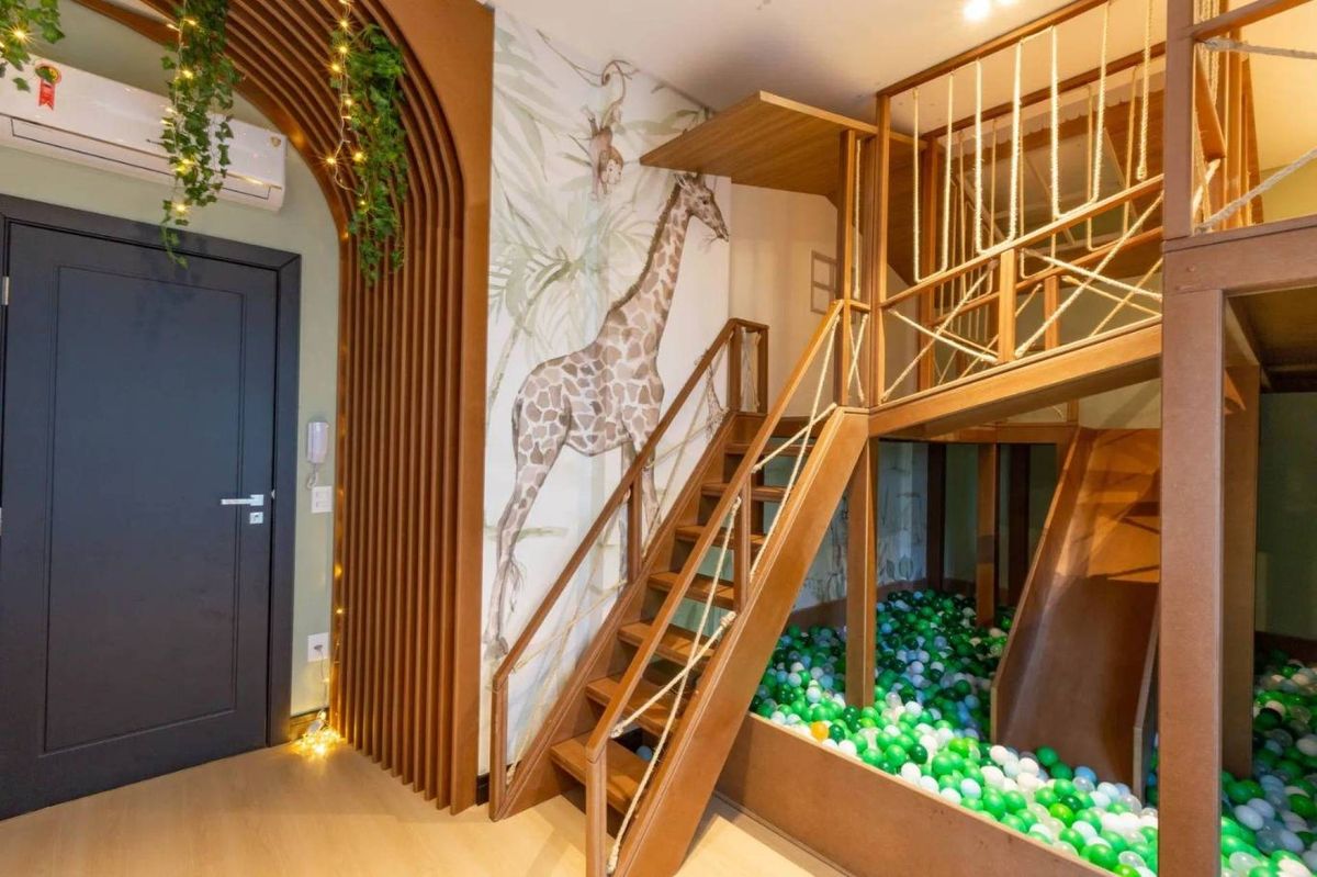 Apartamento à venda no Pioneiros: 