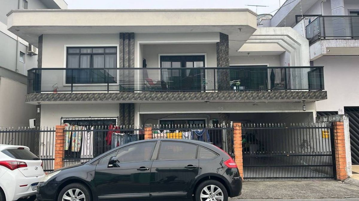 Casa à venda no Municípios: 