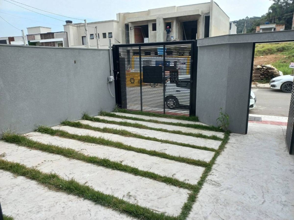Casa à venda no Rio Pequeno: 