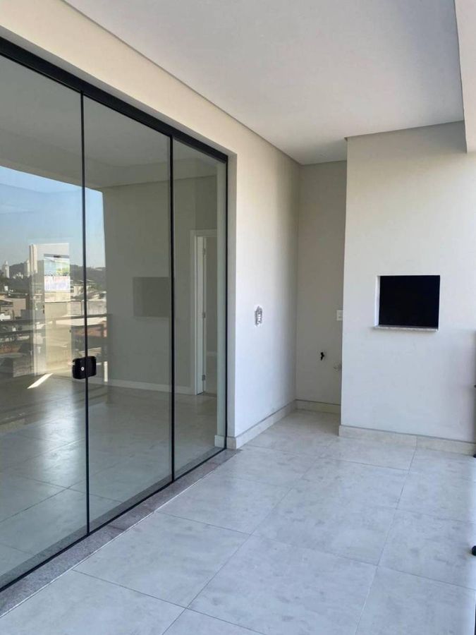 Casa à venda no Nações: 