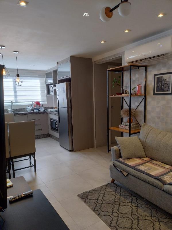 Apartamento à venda no Perequê: 