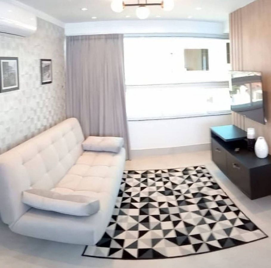 Apartamento à venda no Perequê: 