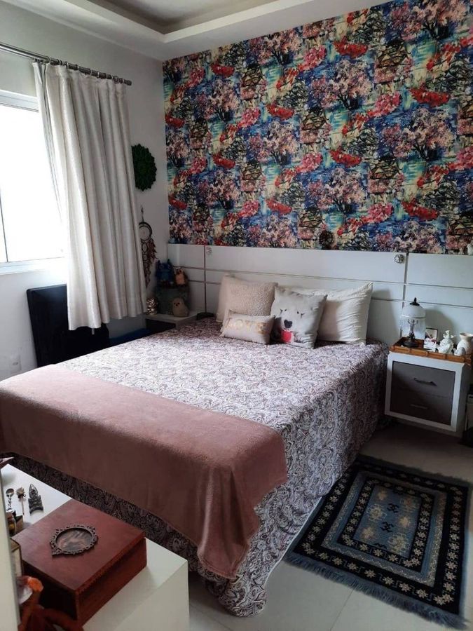 Apartamento à venda no Meia Praia: 