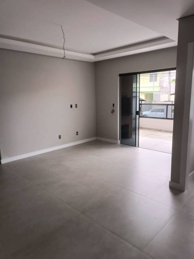 Apartamento à venda no Nações: 