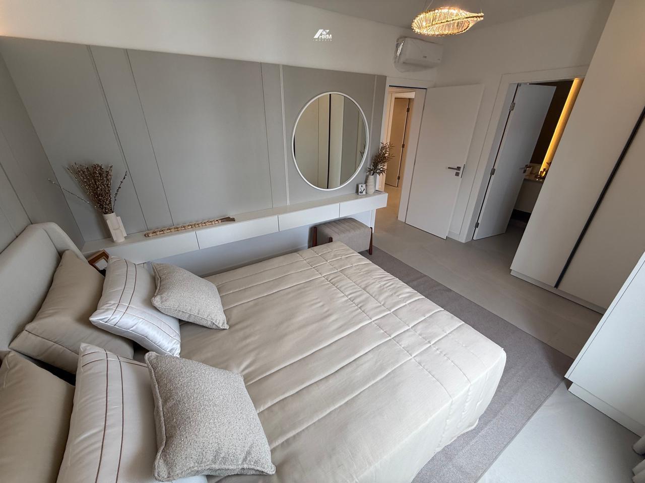 Apartamento à venda no Pioneiros: 