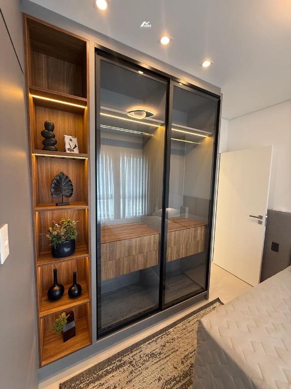 Apartamento à venda no Pioneiros: 