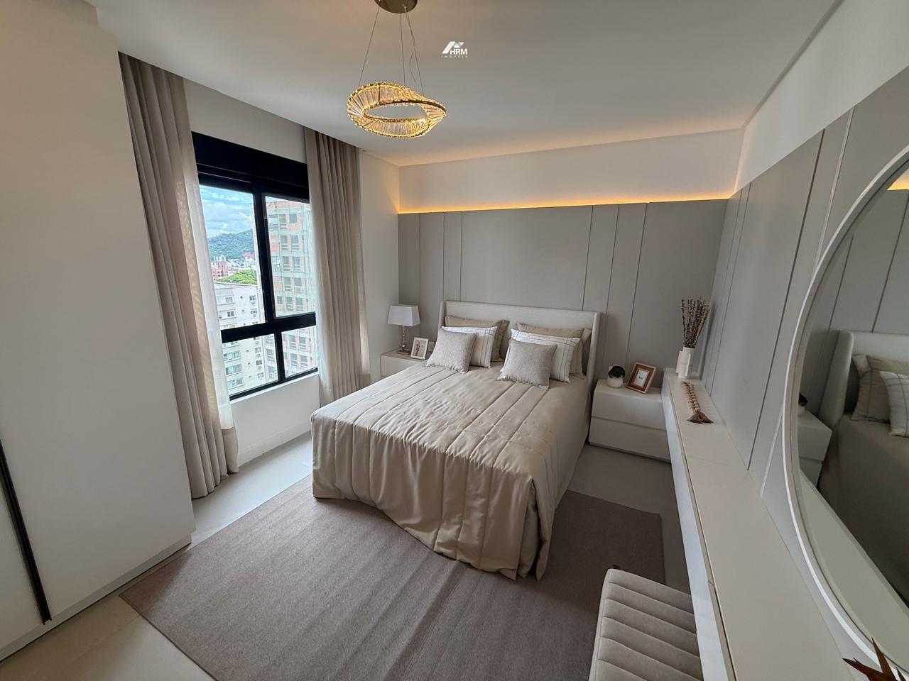 Apartamento à venda no Pioneiros: 