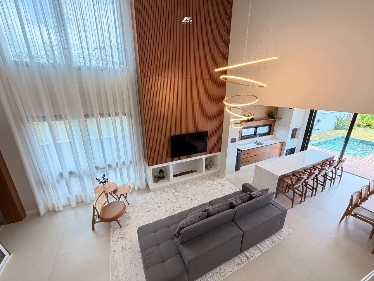 Casa de Condomínio à venda no Santa Regina: 