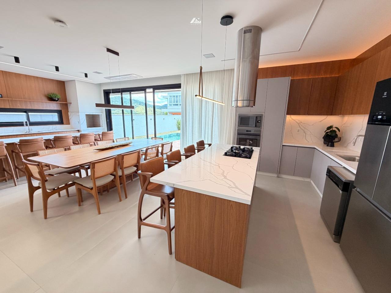 Casa de Condomínio à venda no Santa Regina: 