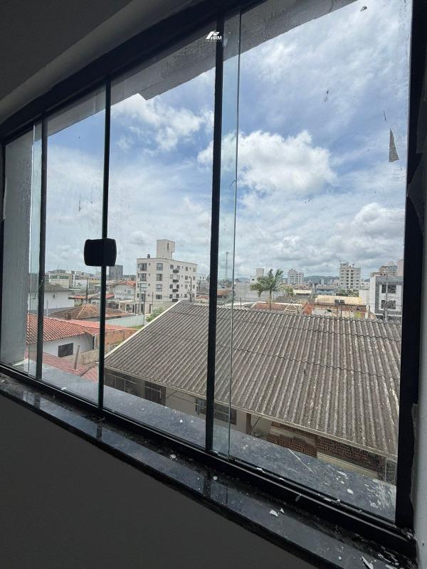 Apartamento à venda no Santa Regina: 