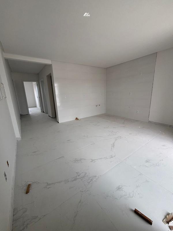 Apartamento à venda no Santa Regina: 