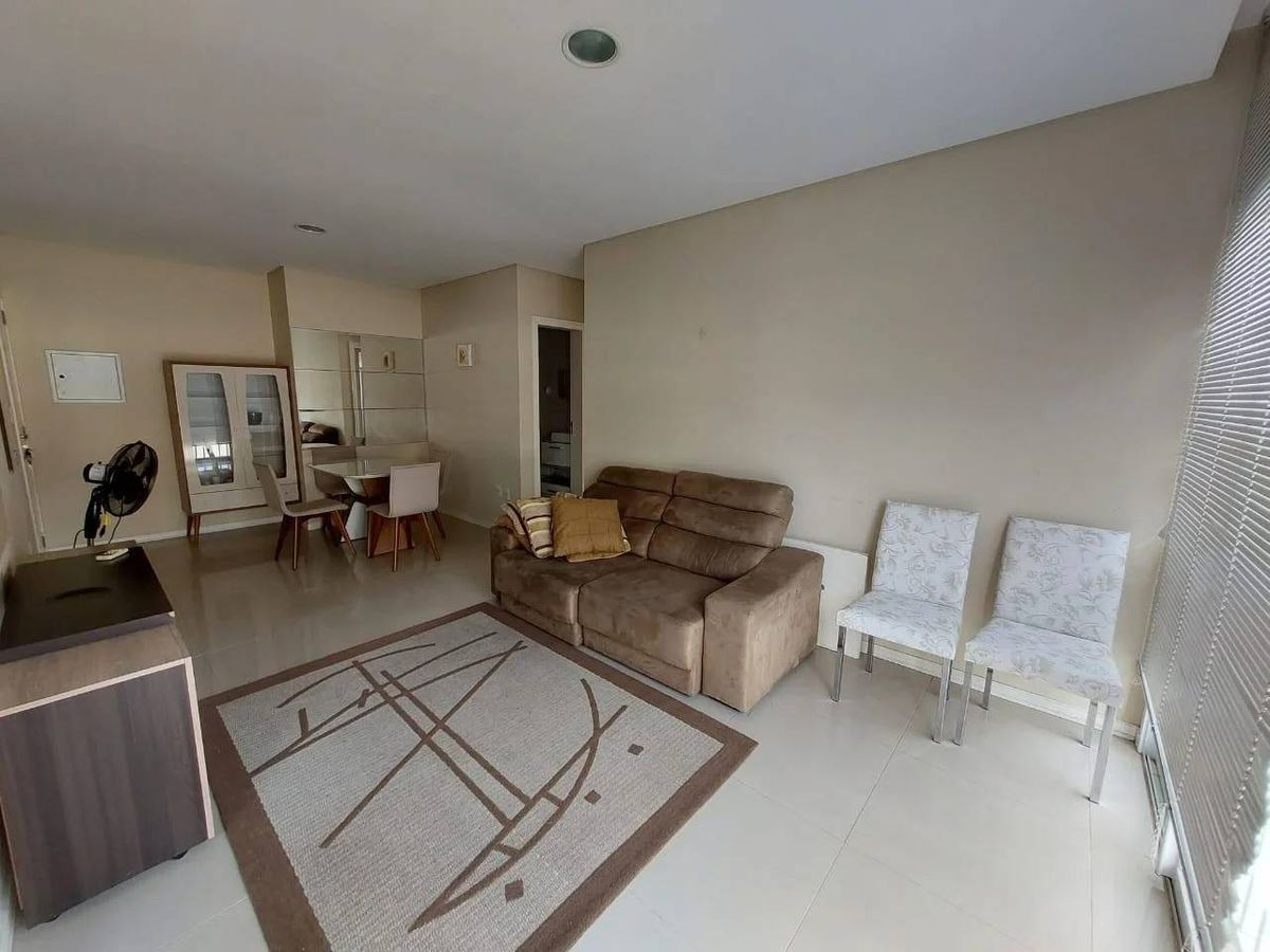 Apartamento à venda no Nações: 