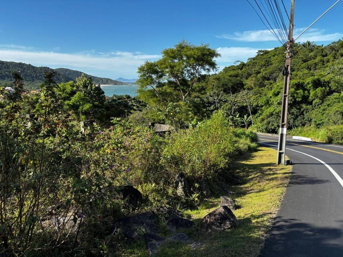 Terreno à venda no Praia das Taquaras: 