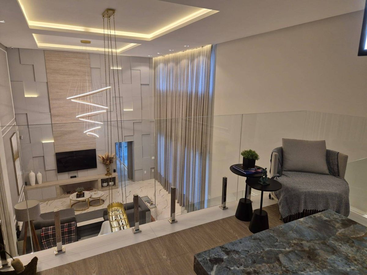 Casa à venda no Centro: 