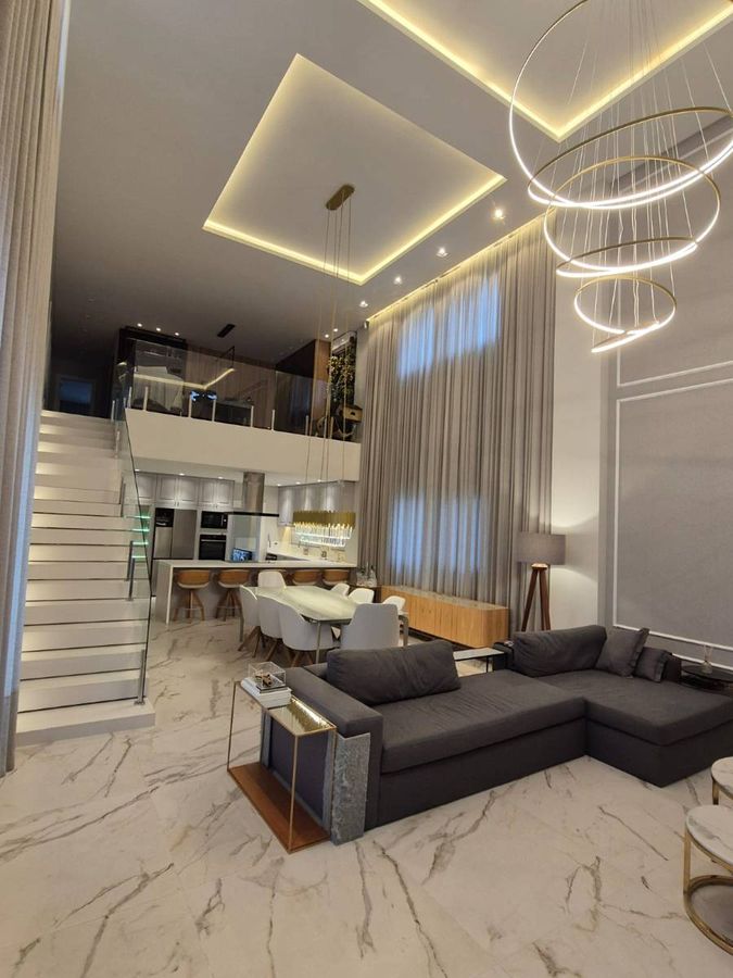 Casa à venda no Centro: 