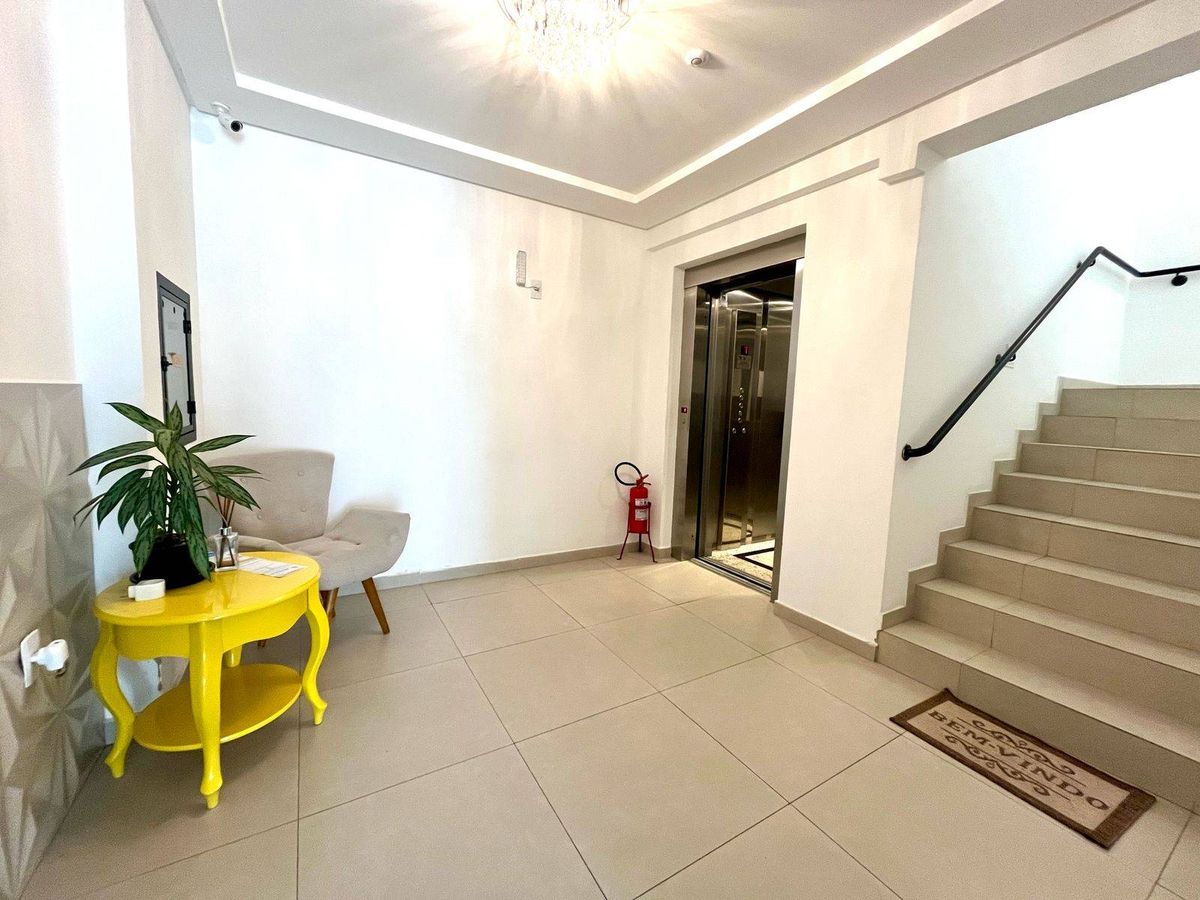 Apartamento à venda no Santa Regina: 