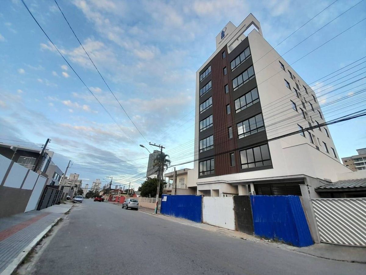 Apartamento à venda no Tabuleiro: 