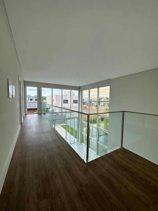 Casa de Condomínio à venda no Santa Regina: 