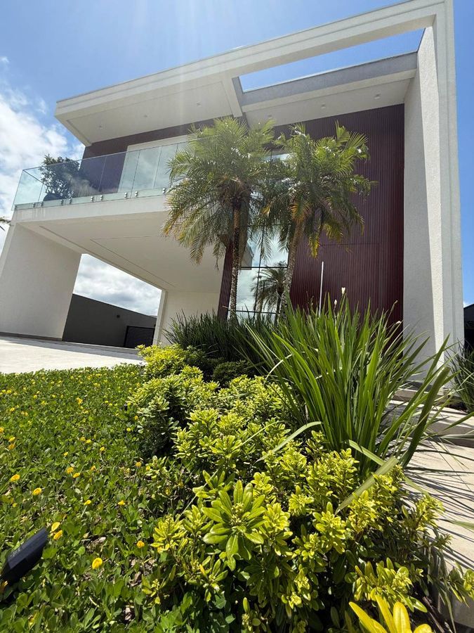 Casa de Condomínio à venda no Santa Regina: 