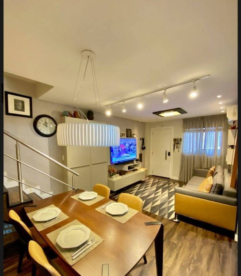 Casa de Condomínio à venda no Centro: 