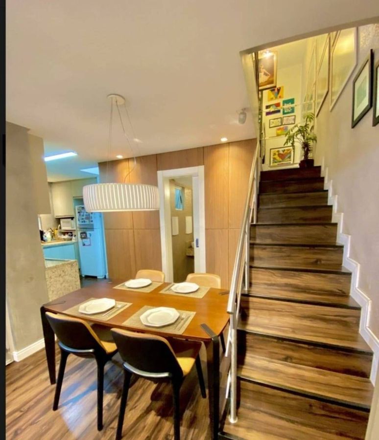 Casa de Condomínio à venda no Centro: 