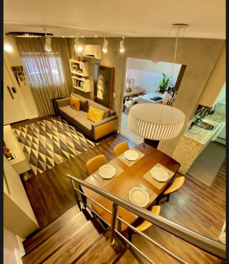 Casa de Condomínio à venda no Centro: 