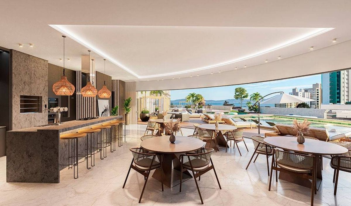 Apartamento à venda no Meia Praia: 