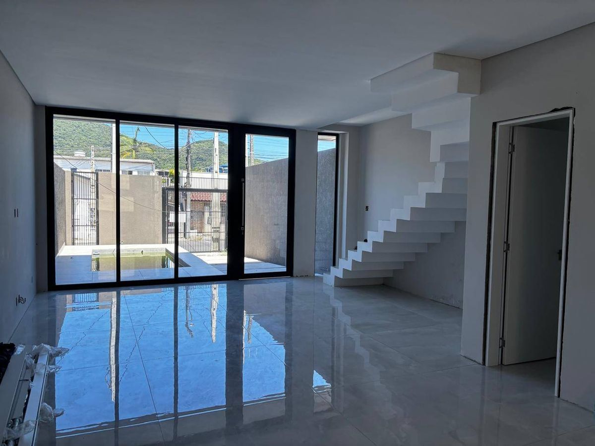 Casa à venda no Barra: 