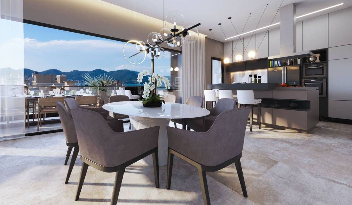 Apartamento à venda no Meia Praia: 