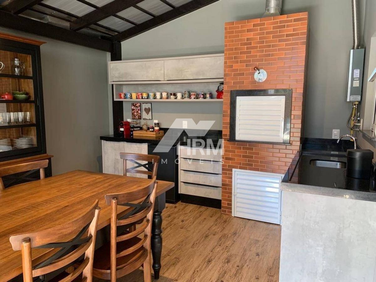 Casa de Condomínio à venda no São Judas Tadeu: 