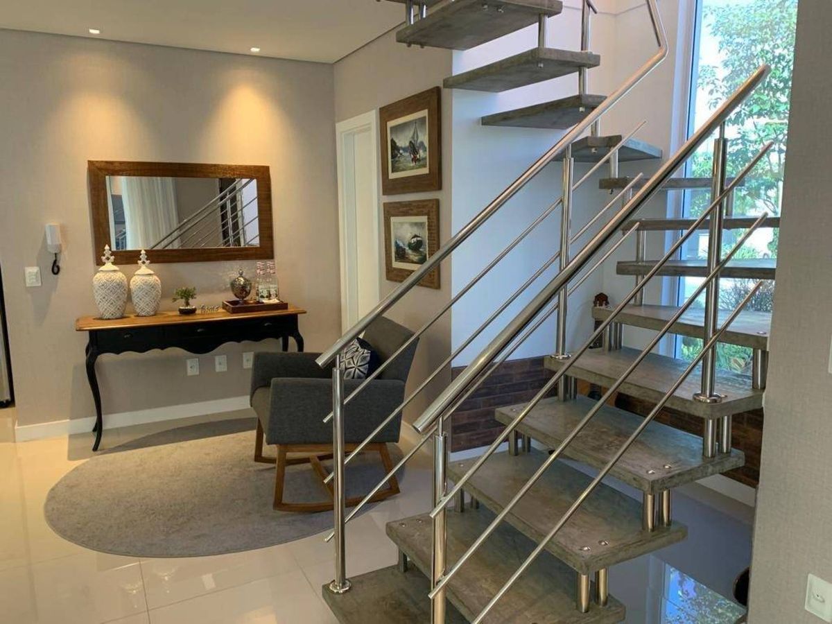 Casa de Condomínio à venda no São Judas Tadeu: 