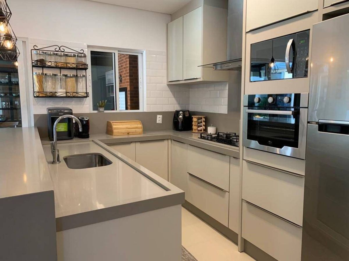 Casa de Condomínio à venda no São Judas Tadeu: 