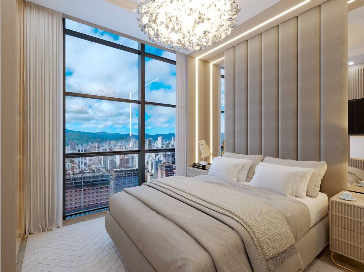 Apartamento à venda no Meia Praia: 