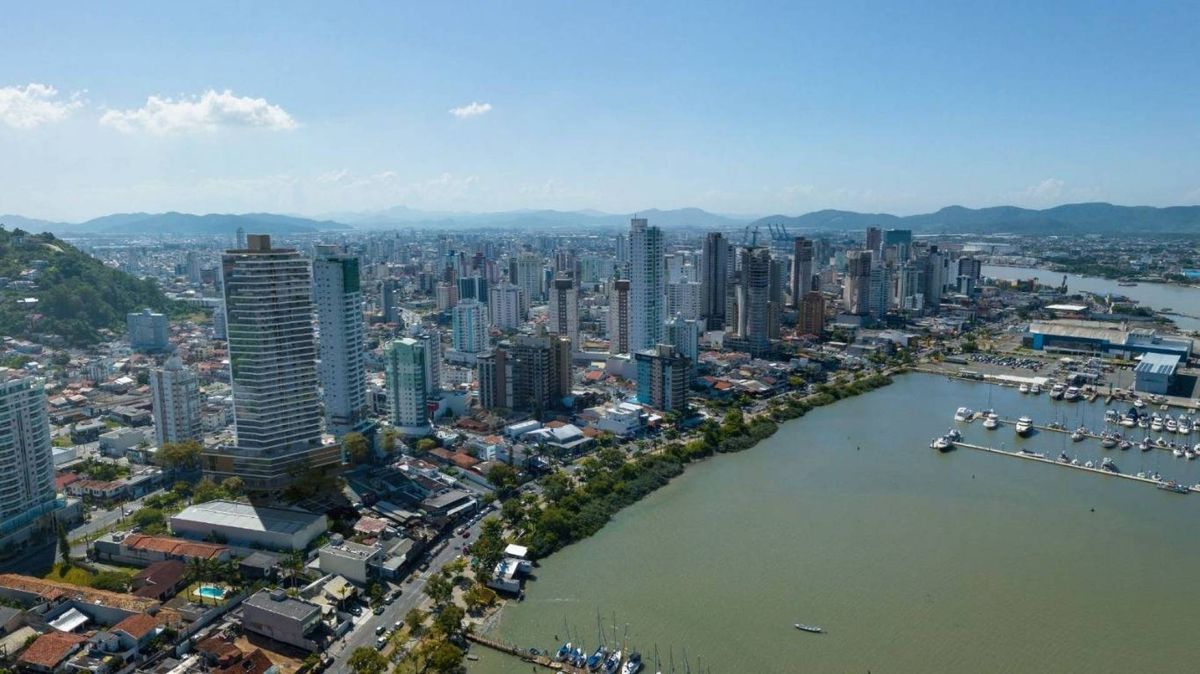 Apartamento à venda no Fazenda: 