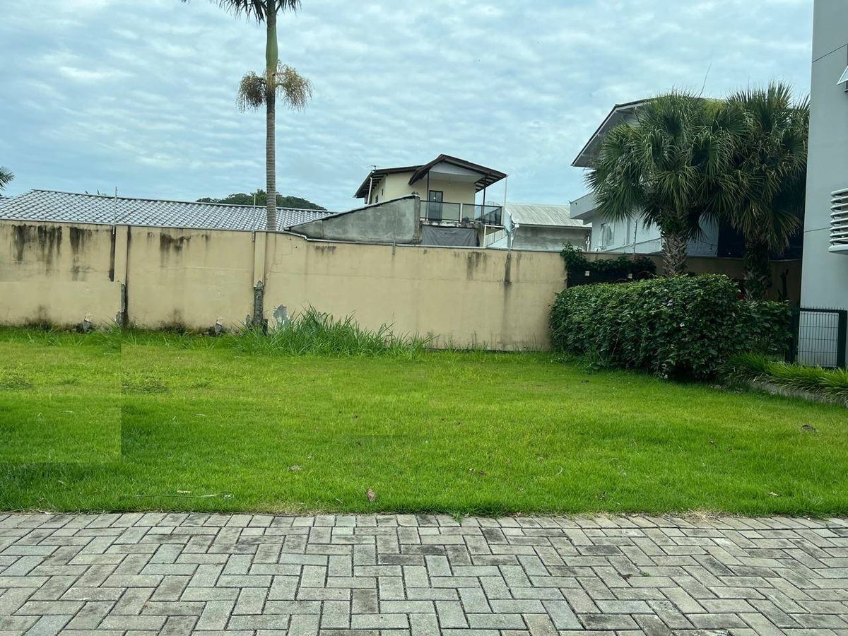 Terreno à venda no Barra: 