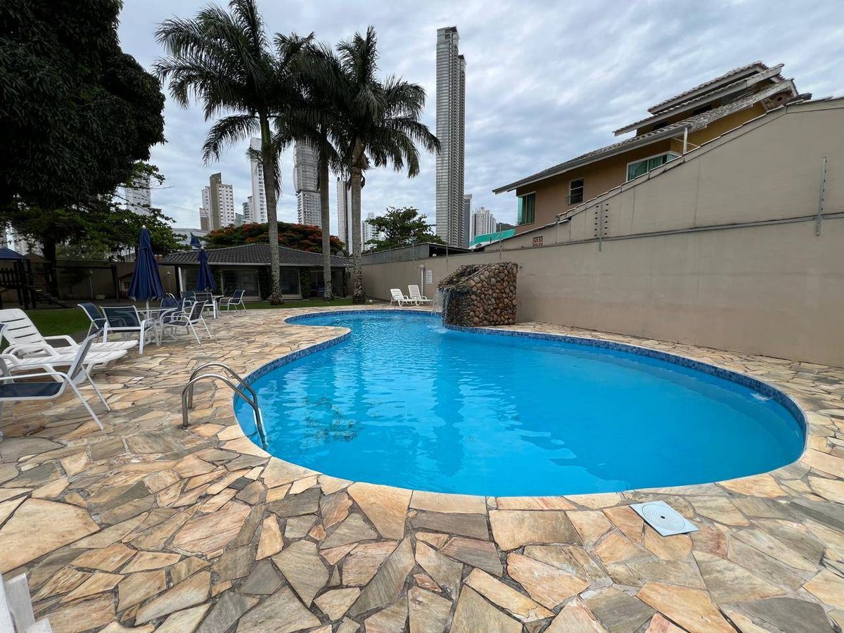 Terreno à venda no Barra: 