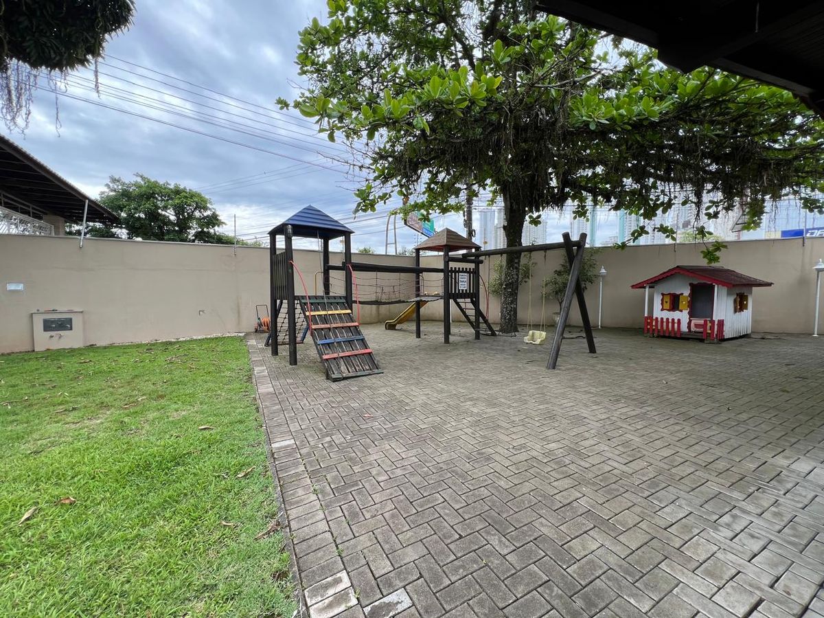 Terreno à venda no Barra: 