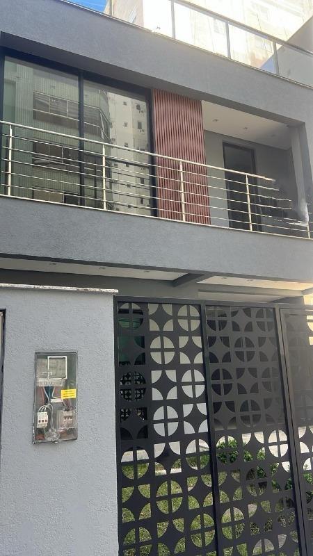 Casa à venda no Centro: 