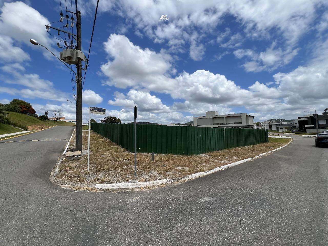 Terreno à venda no Santa Regina: 