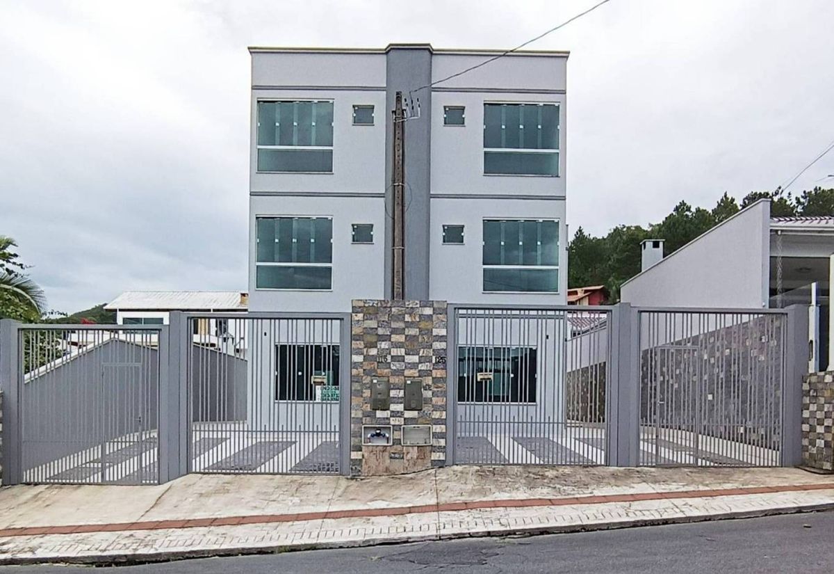 Casa à venda no Ariribá: 