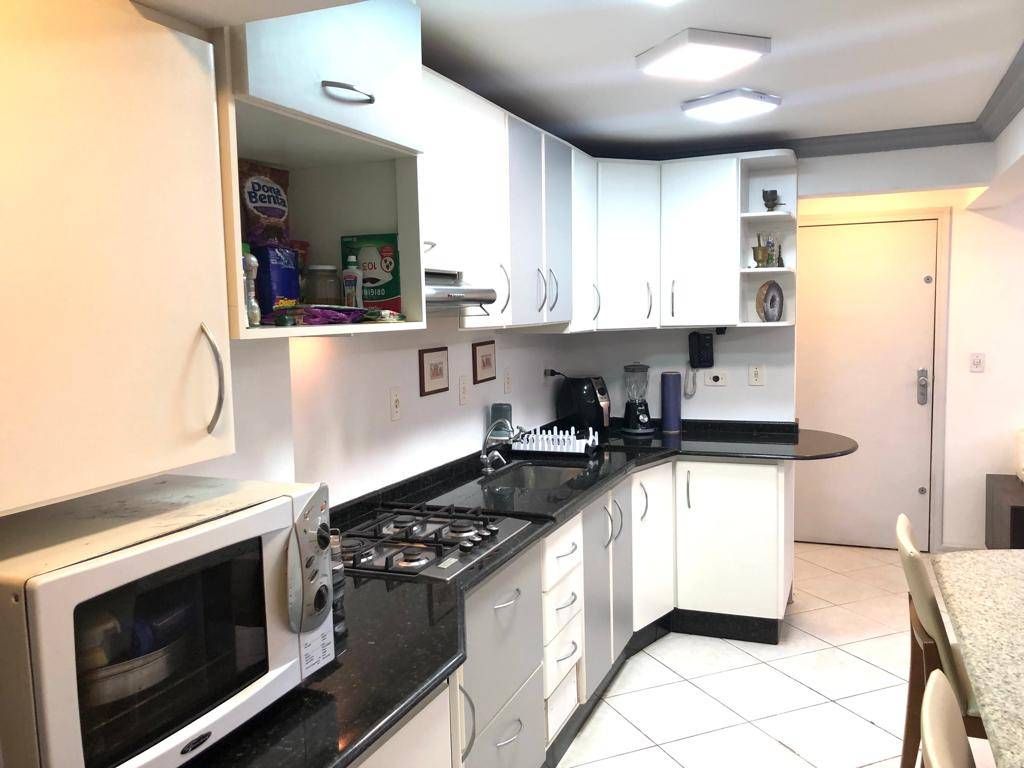 Apartamento à venda no Pioneiros: 