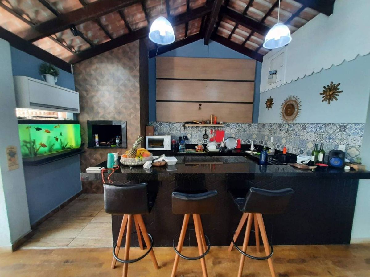 Casa à venda no Praia dos Amores: 