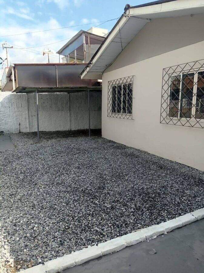 Casa à venda no Tabuleiro: 