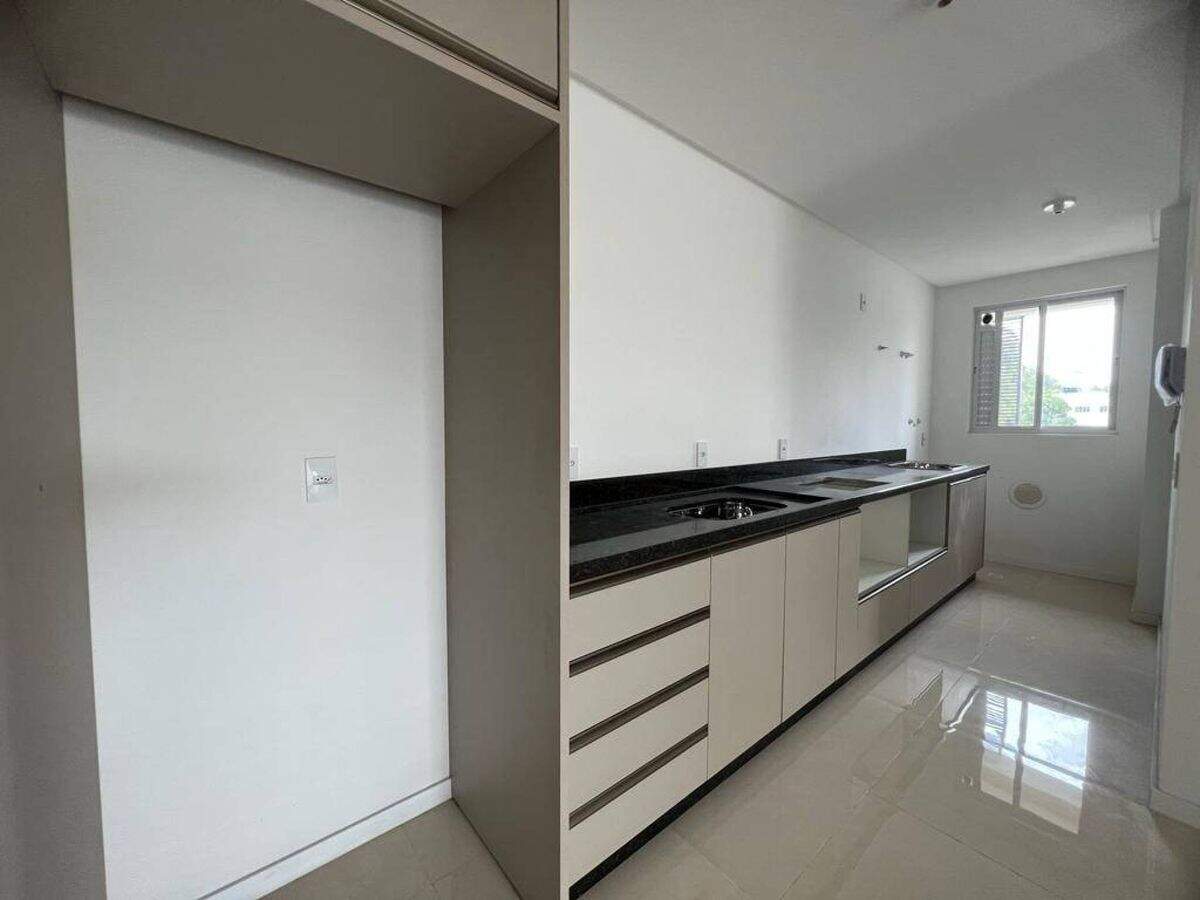 Apartamento à venda no Tabuleiro: 