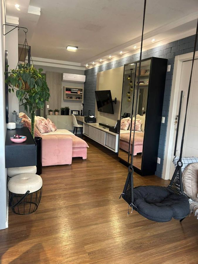 Apartamento à venda no Perequê: 