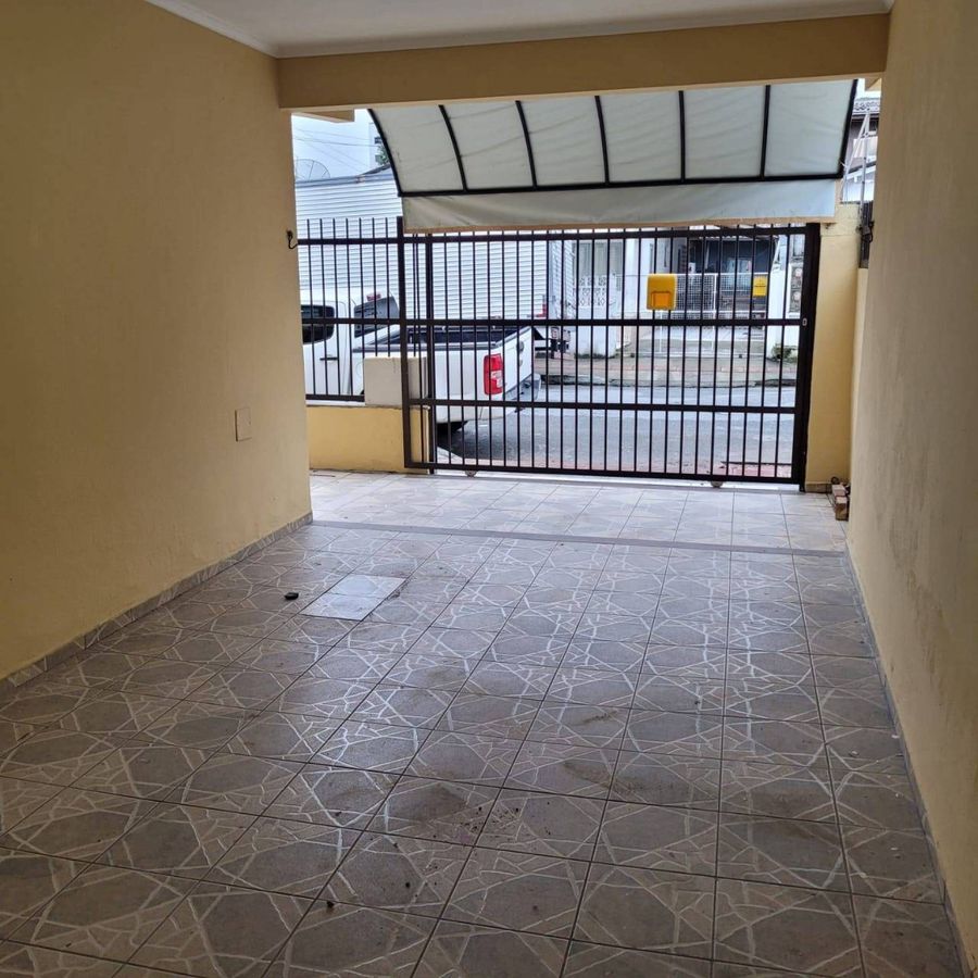 Casa à venda no Nações: 