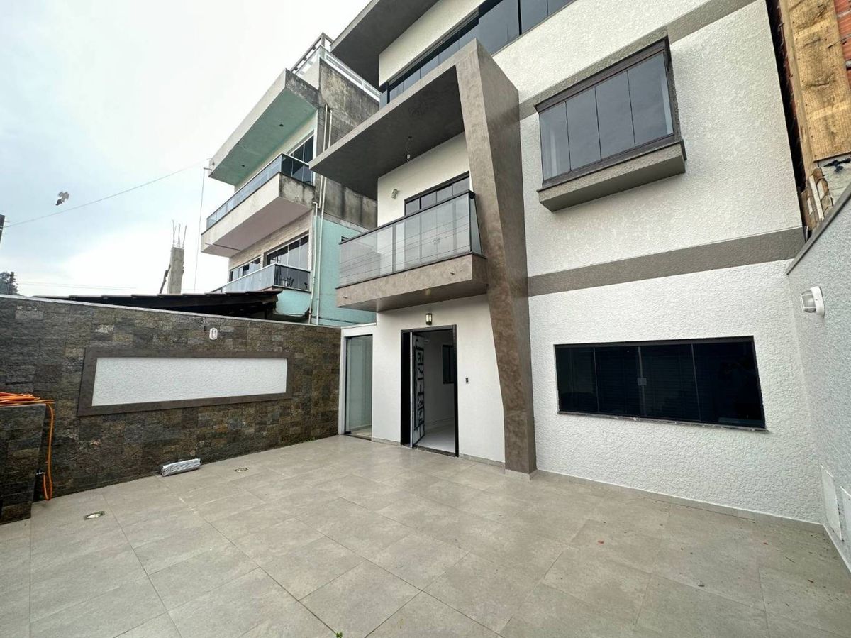 Casa à venda no Rio Pequeno: 