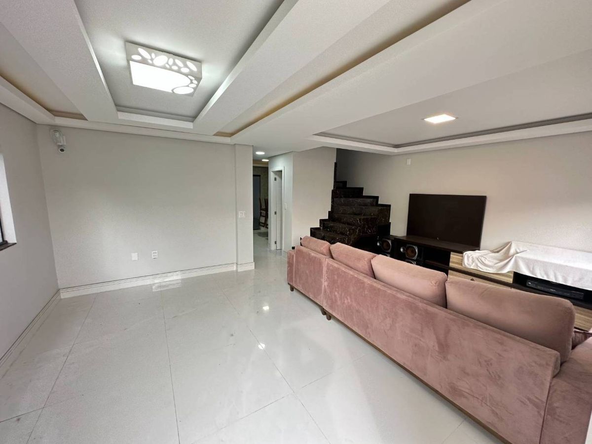 Casa à venda no Rio Pequeno: 