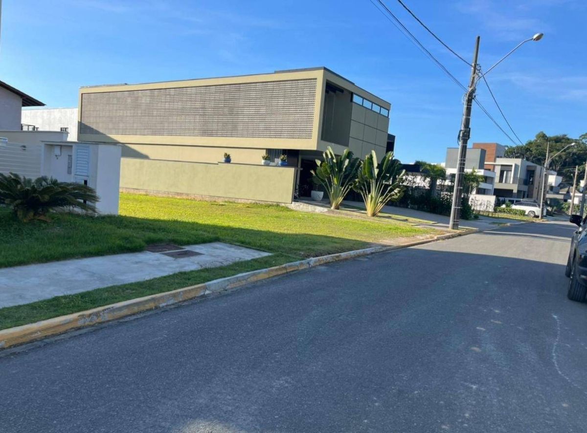 Terreno à venda no Santa Regina: 