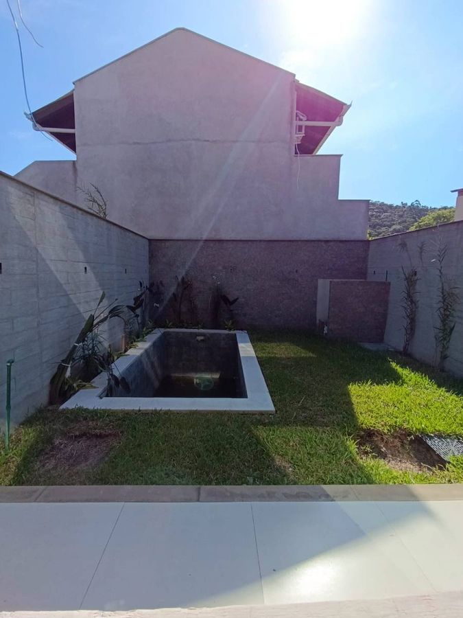 Casa à venda no Rio Pequeno: 